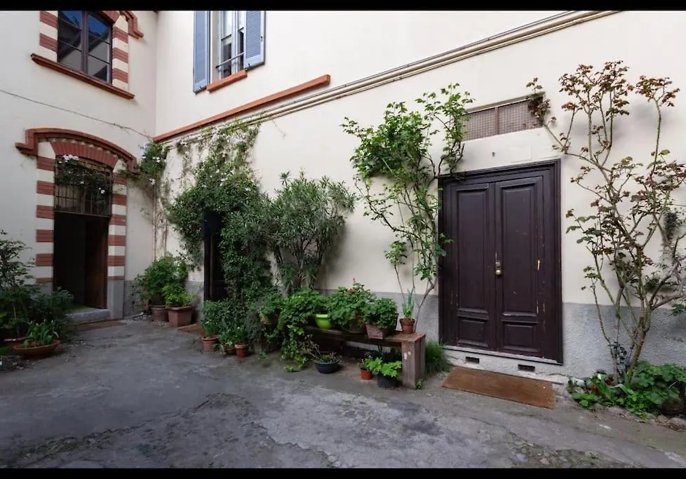 Green Quiet In The City Center Apartment Milan Italy