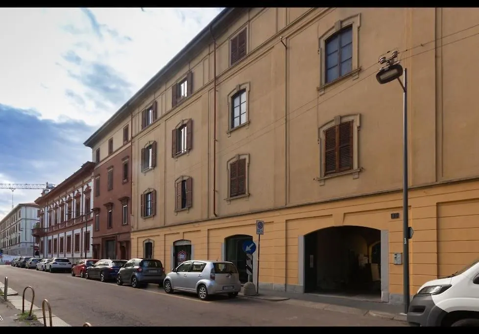 Green Quiet In The City Center Apartment Milan