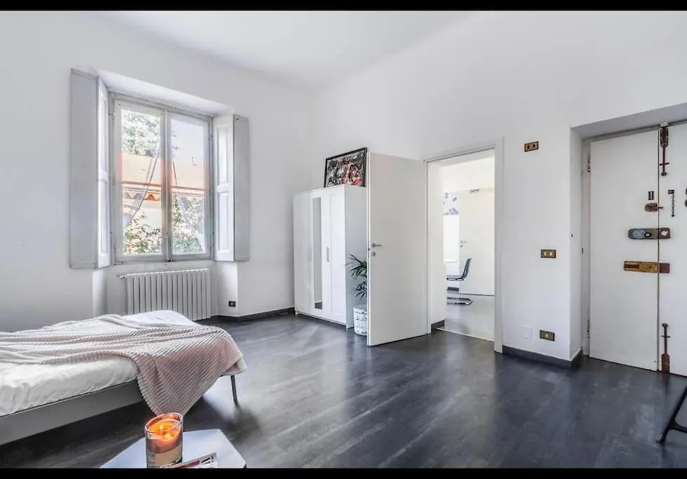 Green Quiet In The City Center Apartment Milan Italy